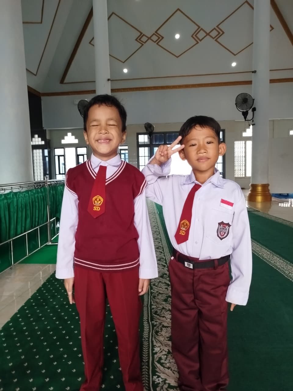 Anak Baru Masuk SD? Ini 5 Cara Menyiapkan Mental Si Kecil Agar Berani di Hari Pertama